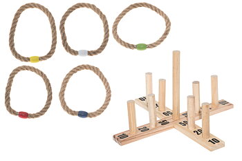 Play Wooden ring toss game