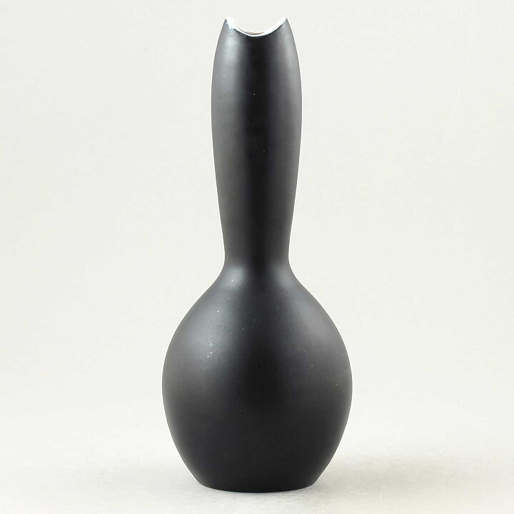 Göran Bergh (1975) Black Modern Vase 22 cm