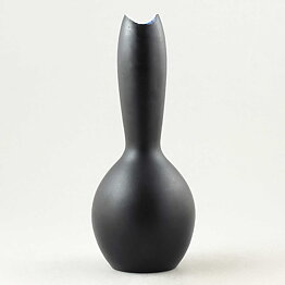 Göran Bergh (1975) Black Modern Vase 22 cm