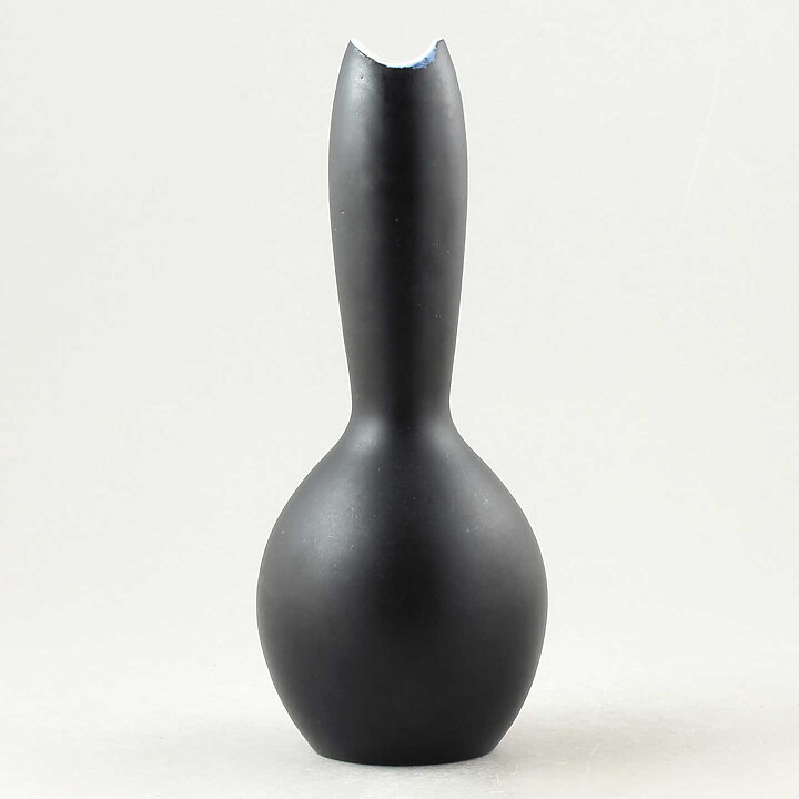 Göran Bergh (1975) Black Modern Vase 22 cm