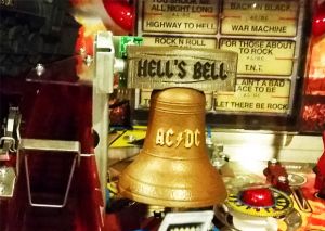 AC/DC Bell Log Mod "Hell's Bells"