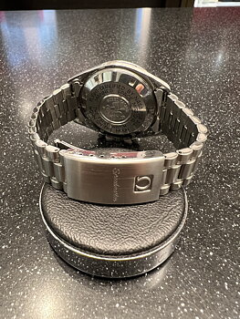 SÅLD 13 juli 2022 för 55.000:- Omega Speedmaster Moonwatch Chronograph 42 mm 