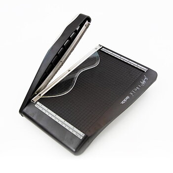 Tonic Studios • Deckle torn edge trimmer