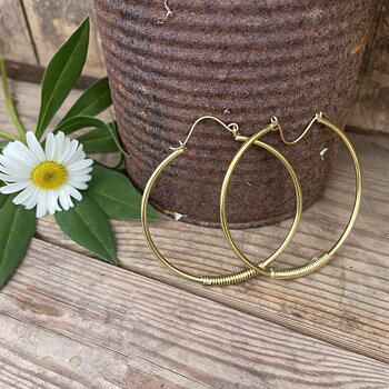 örhängen guldfärgade ringar 58 mm