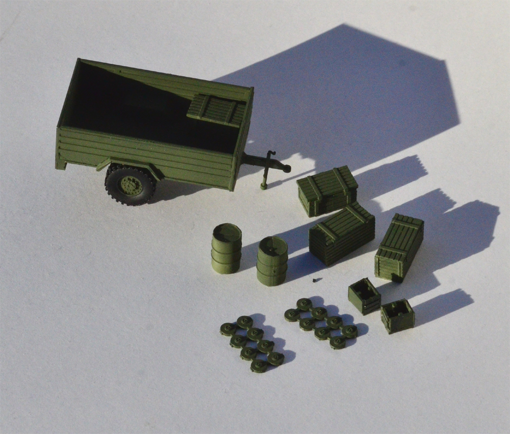 FinMilModels Trailer with load 1:72