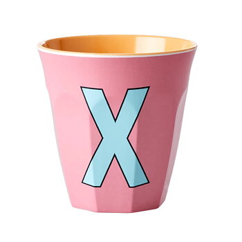 Mugg i melamin, Alfabetsmugg X ljusrosa, från Rice