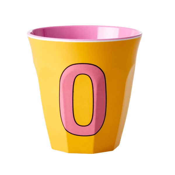 Mugg i melamin, Alfabetsmugg O aprikos, från Rice