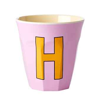 Mugg i melamin, Alfabetsmugg H ljusrosa, från Rice