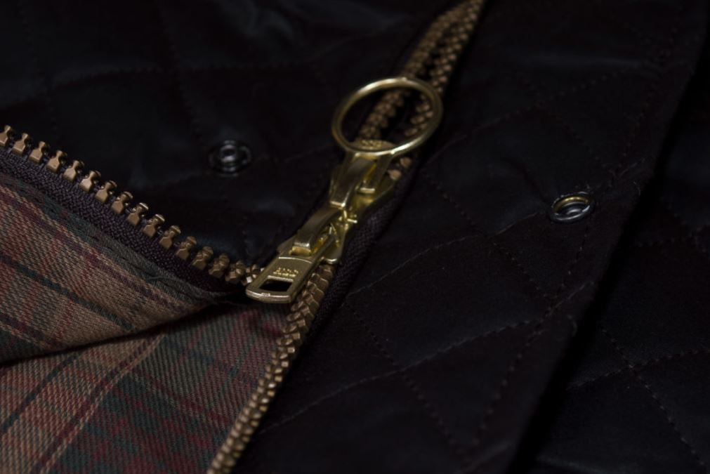 NYHET Quiltad väst i vaxad bomull  - 100% Waxed Cotton Quiltet Waistcoat - 7