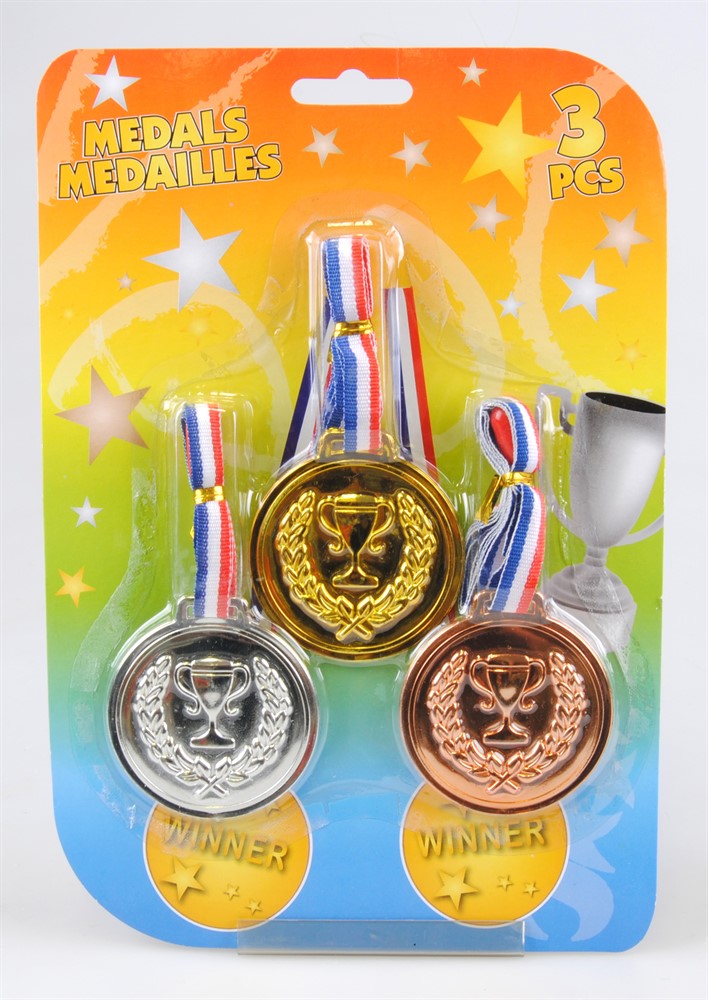 Medal in necklace 3-pack