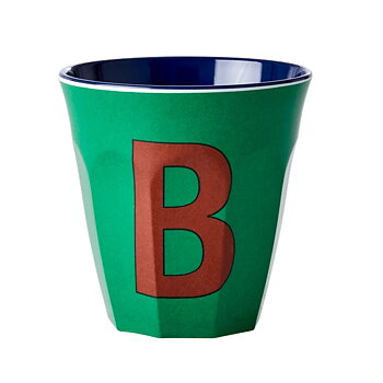 Mugg i melamin, Alfabetsmugg B grön, från Rice