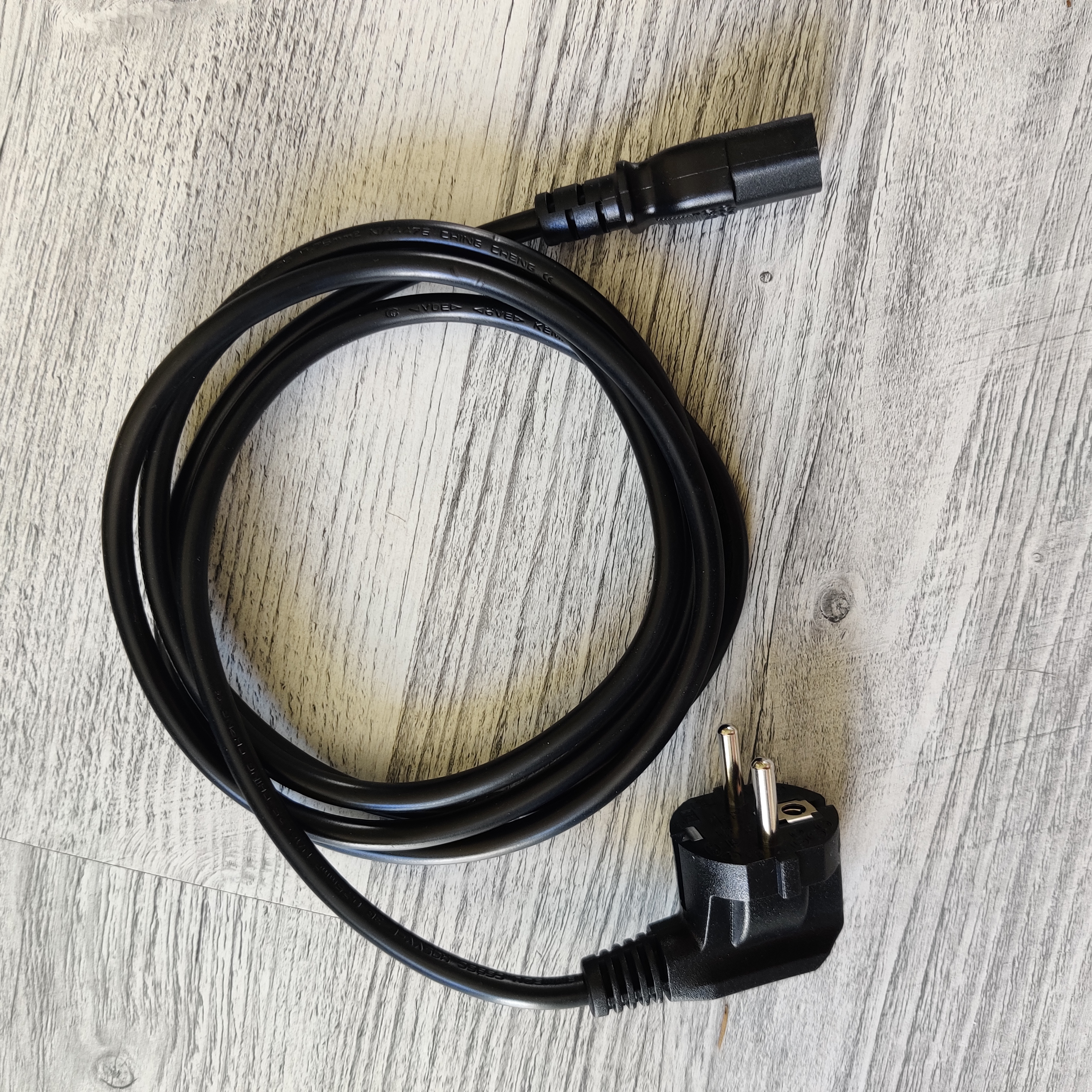 Strömkabel pelletskamin