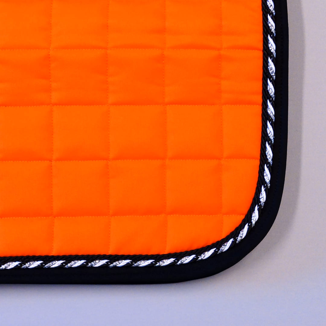 schabrak-hoppschabrak-orange-svart