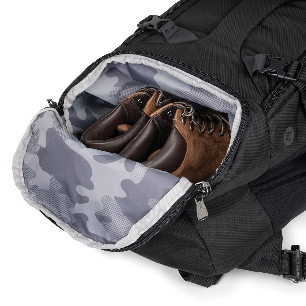 Säker reseryggsäck - PACSAFE Venturesafe EXP35 Travel Backpack Black - 14