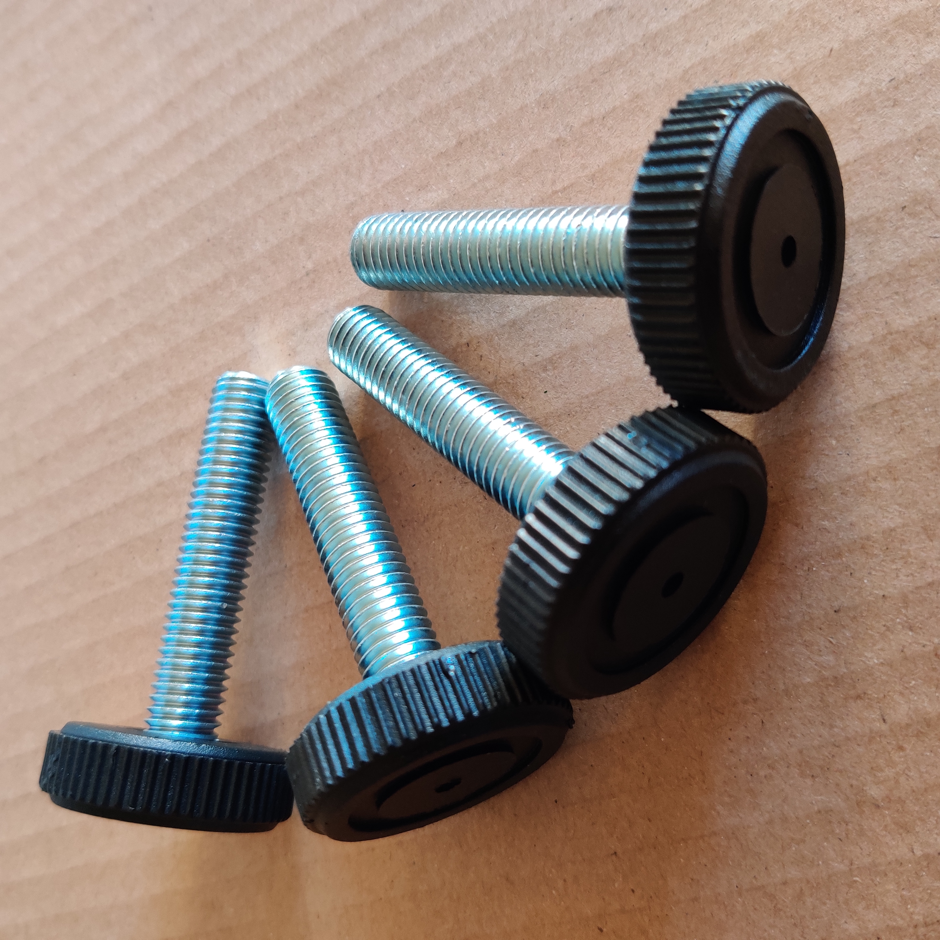 Fötter till pelletskamin M10X50 - 4