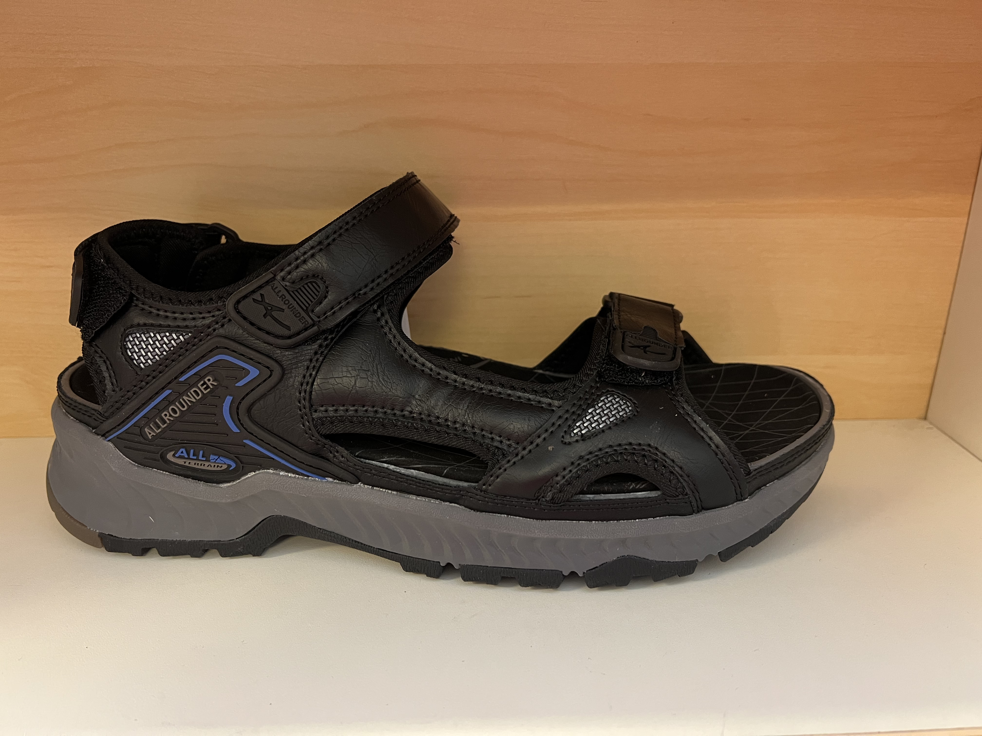 Herr-sandal  ALLROUNDER "HONDURAS".  Svart nubuck, uttagbar innersula (Anatomisk)