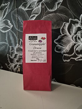 Förpackat  Rooibos-te, Granatäpple/druva, 100g