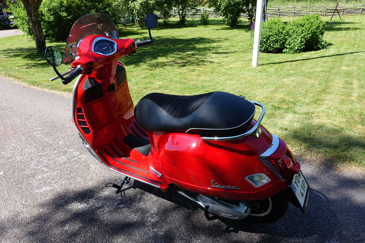 Vespa GTS 300 Super Corse - 2021 (såld) - 4