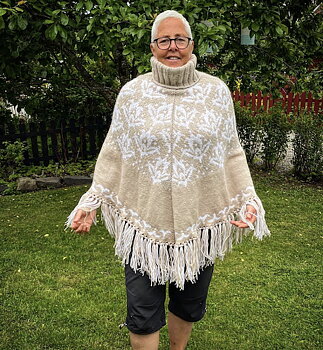 Poncho, Drömfångaren av Knittinglotta