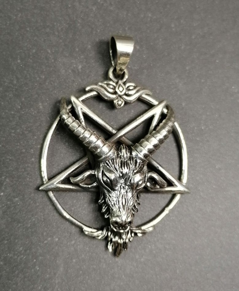 Pentagram med Gethuvud /Baphomet