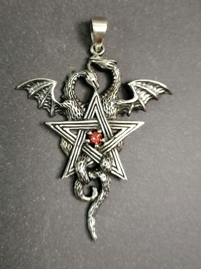 Pentagram Drakar med Granat