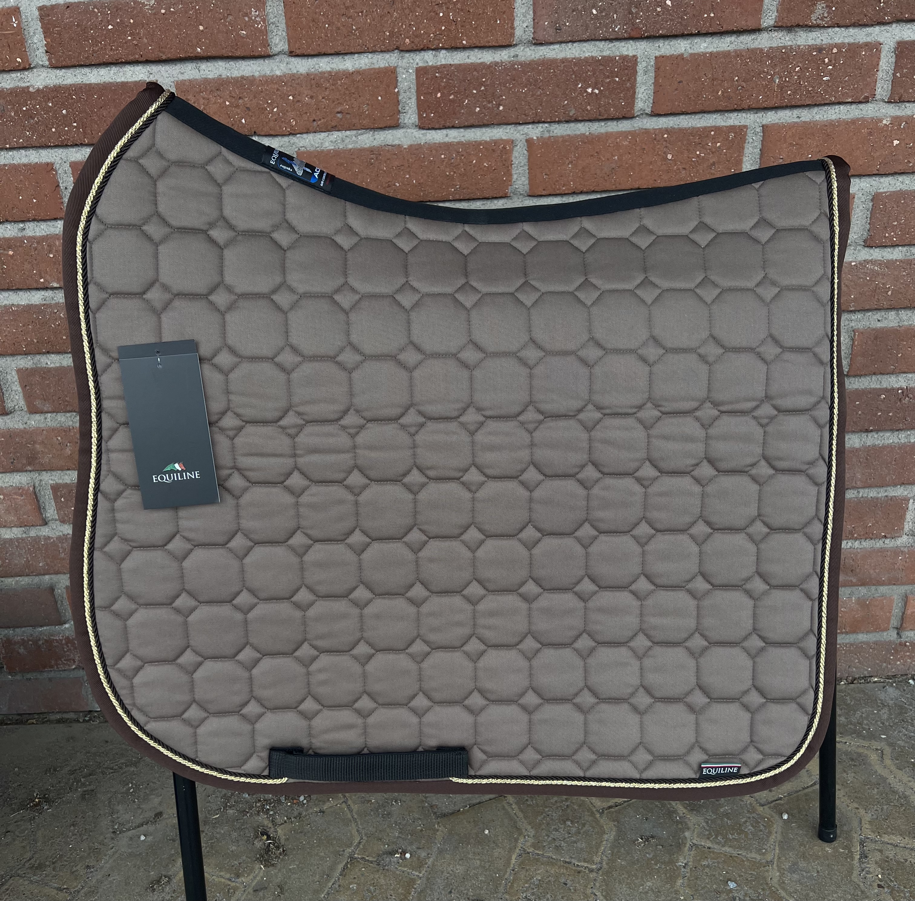 Equiline Octagon 2 flätor + kantband