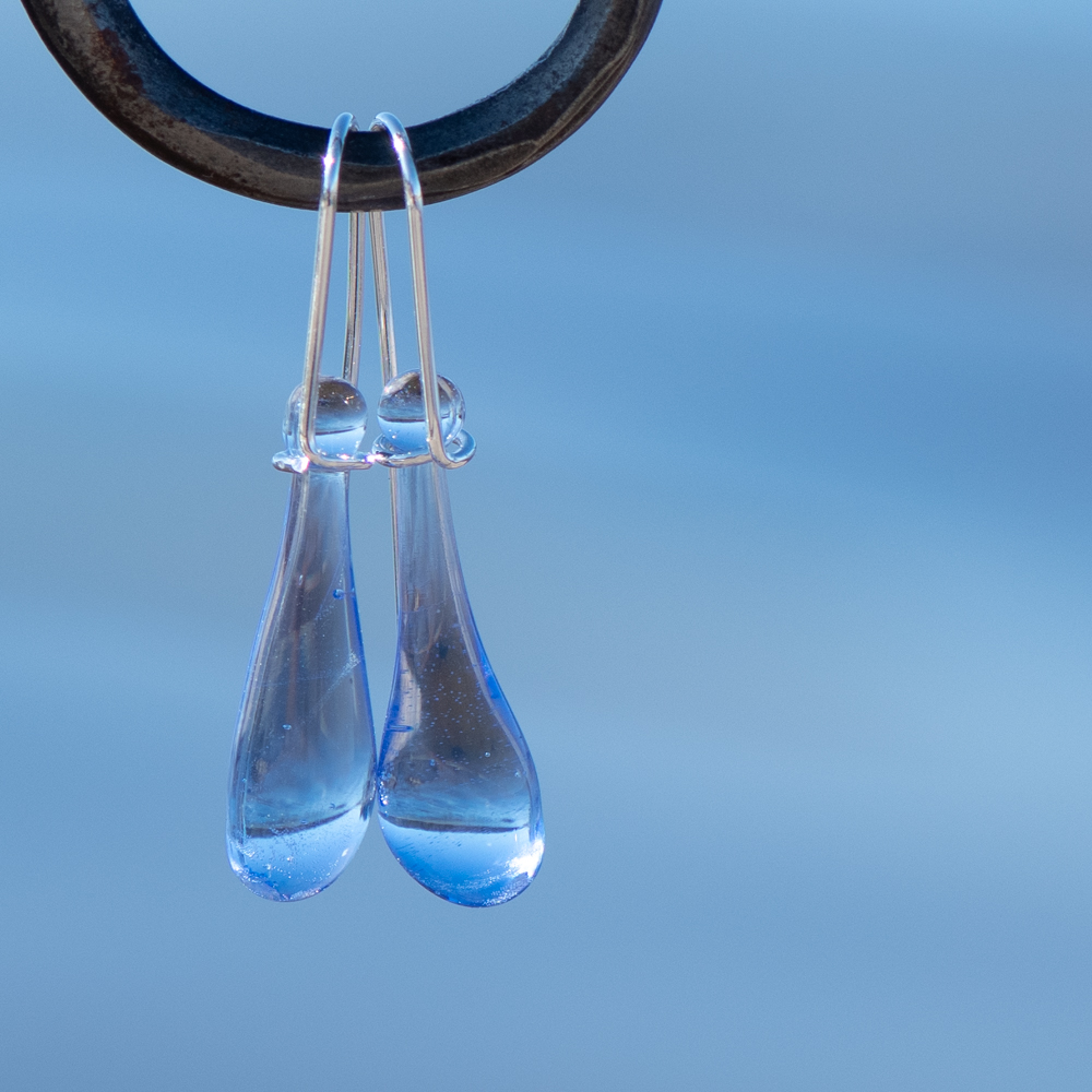 ÖRHÄNGEN MED DROPPAR I GLAS - 6