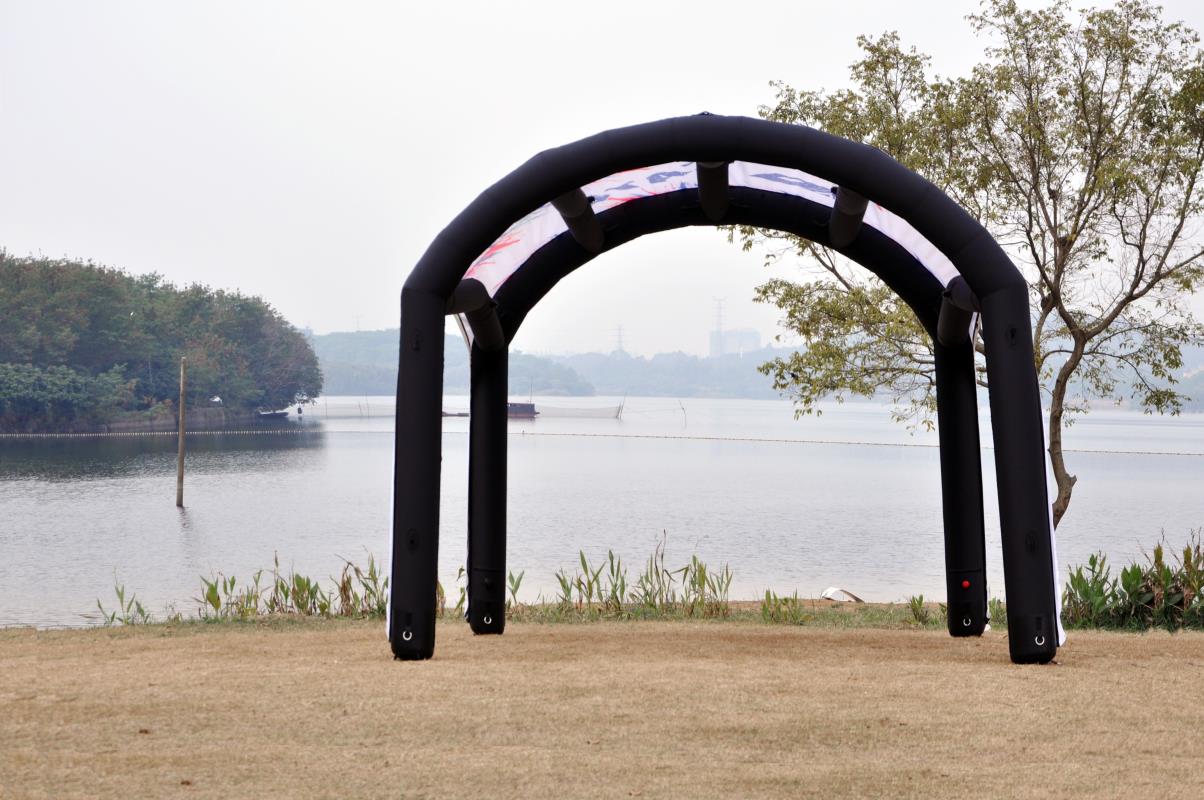 Inflatable tunnel tent Model： CN-3/4/5 - 4