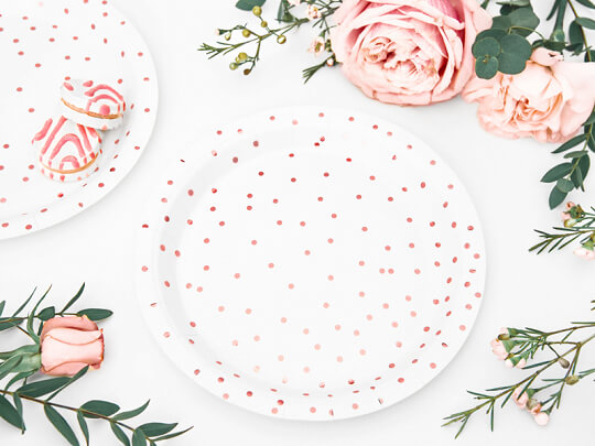 Papperstallrikar | 6-pack | 18 cm | Vita med rosé-prickar