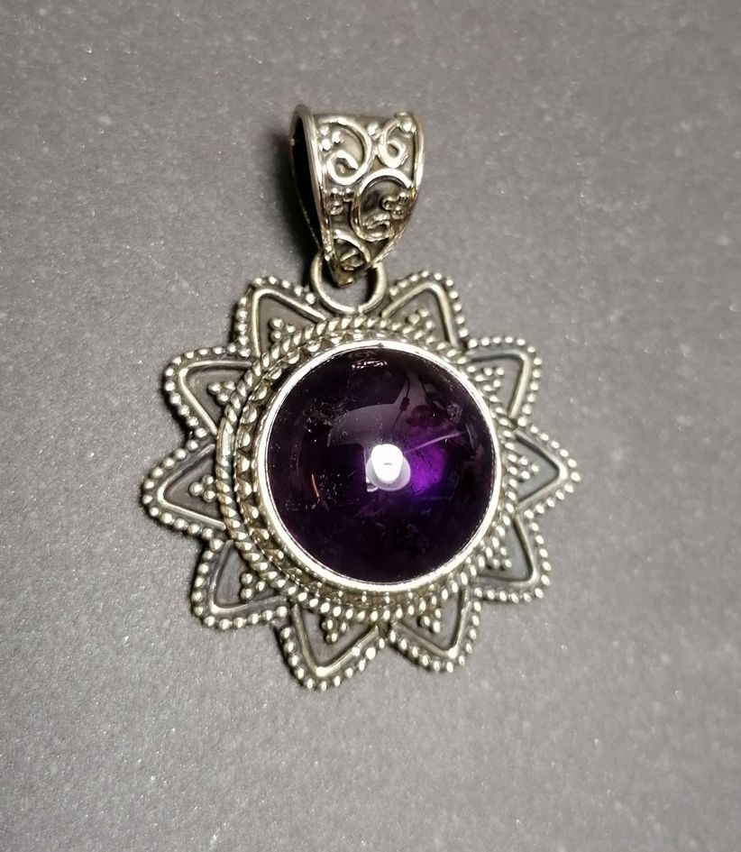 Ametist Sterling silver filigran cabochon hänge   - Dekorativ  Sol