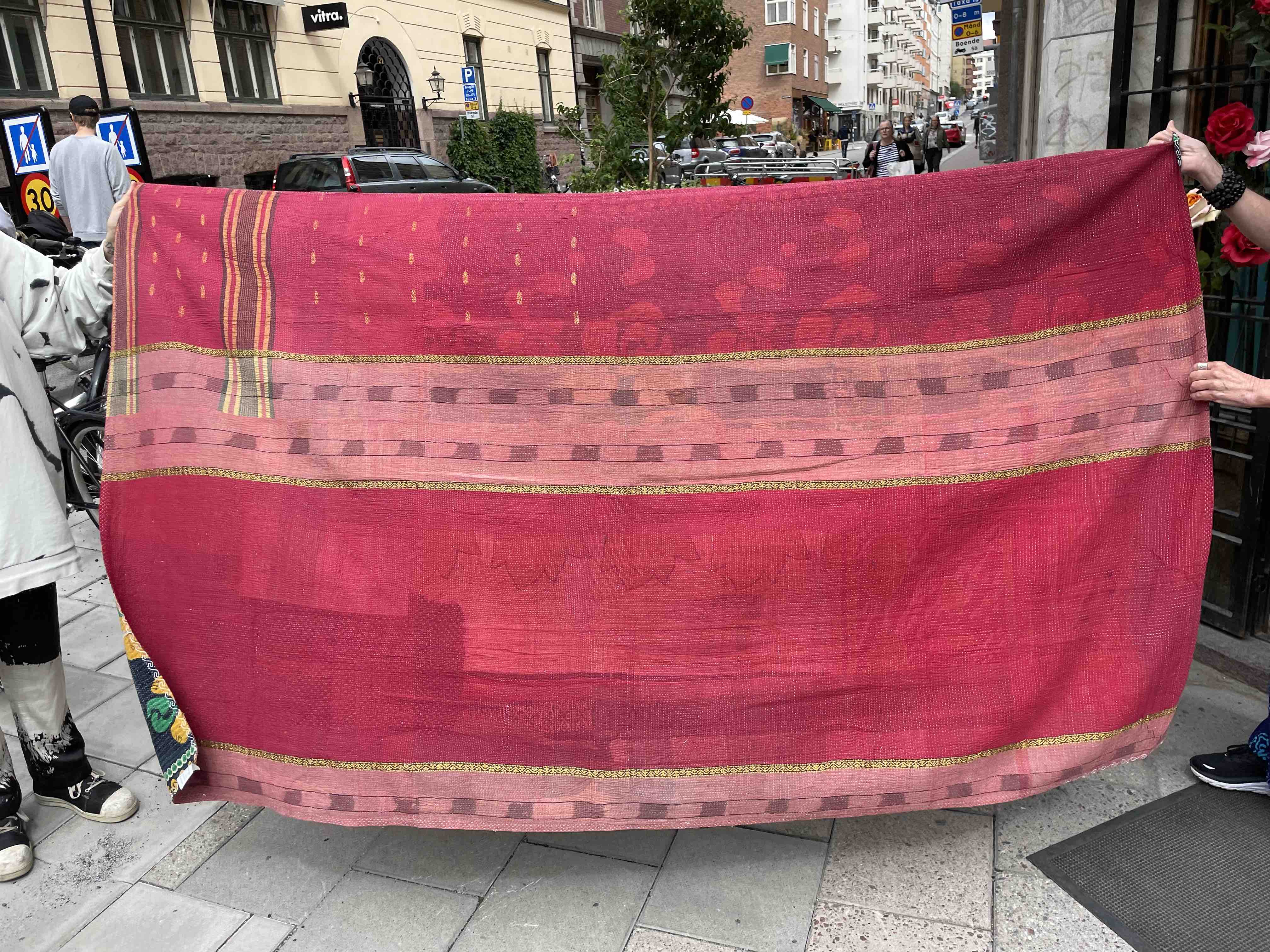 Blankets Vintage embroidered Quilt - 4