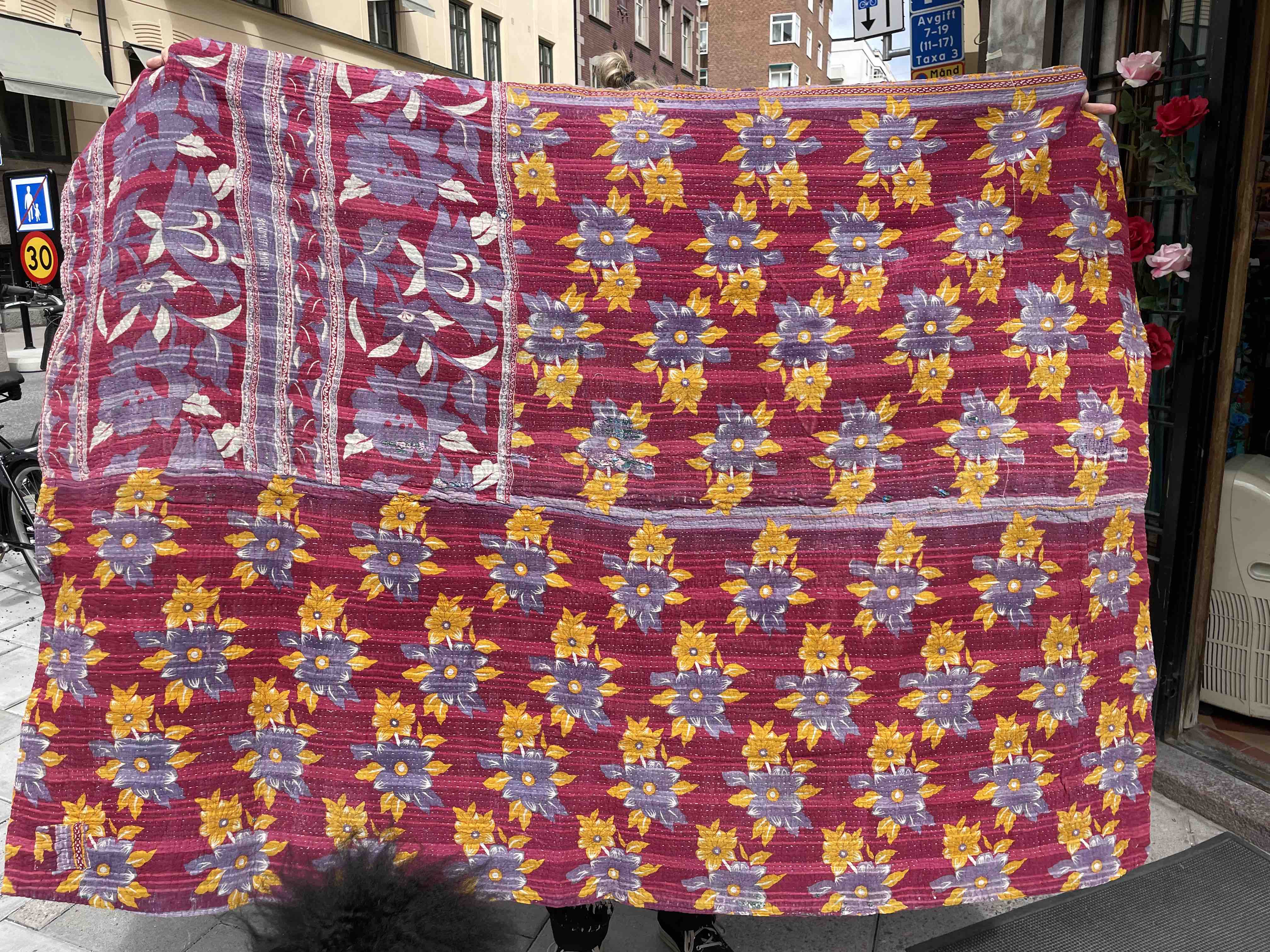 Blankets Vintage embroidered Quilt - 8