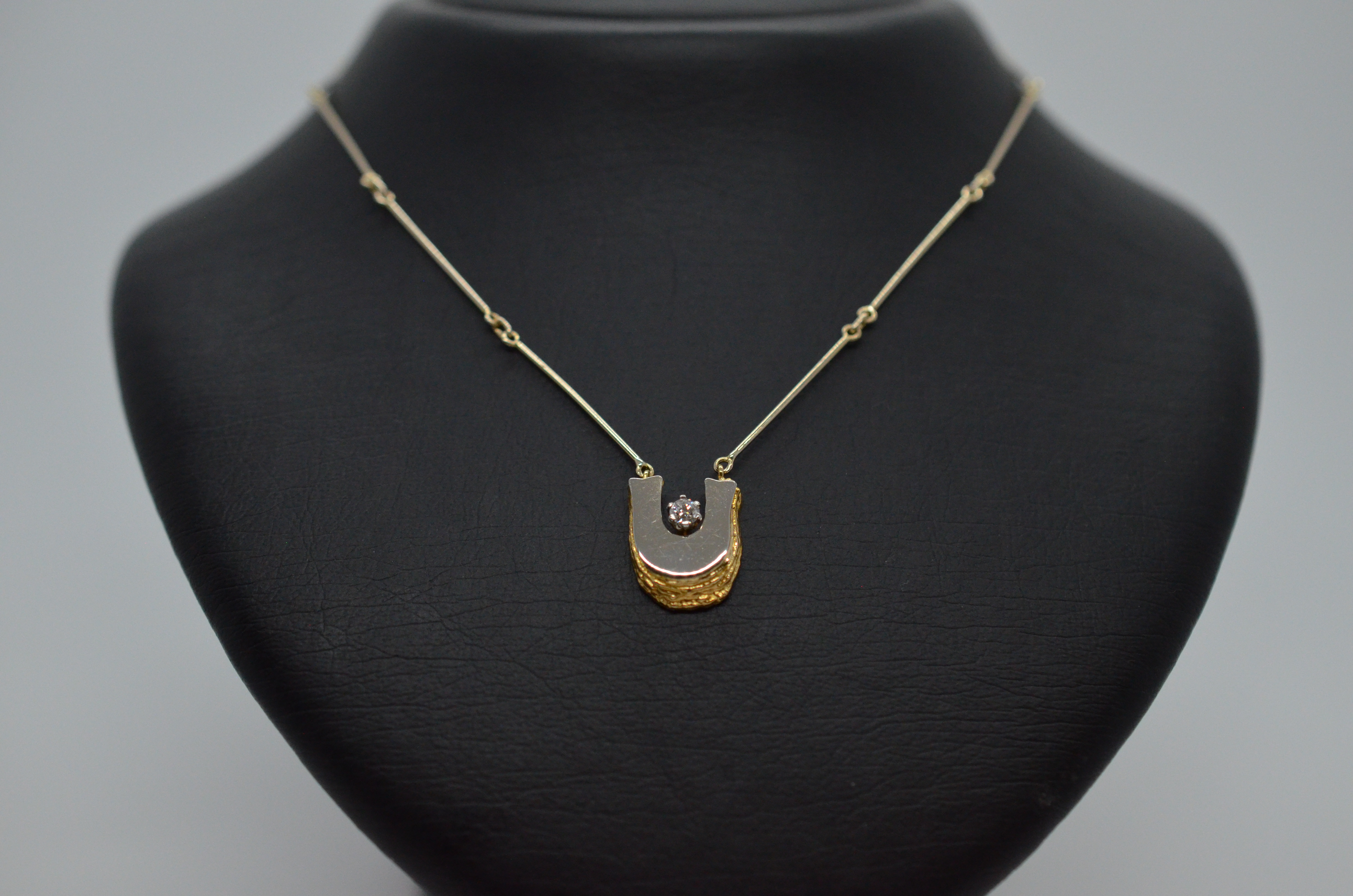 Lapponia gold necklace "Voce"