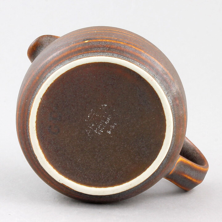 Göran Bäck (Kaarna 1961) Brown Rustic Creamer 11 cm
