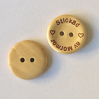 Knapp - Stickad av Mormor 20 mm