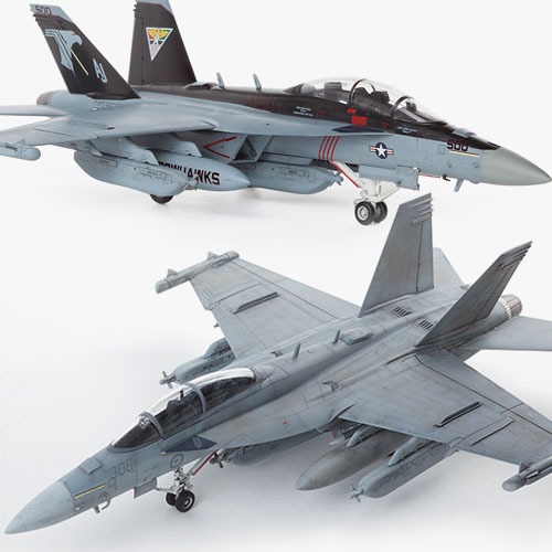 1/72 EA-18G "VAQ-141 Shadowhawks" - 2