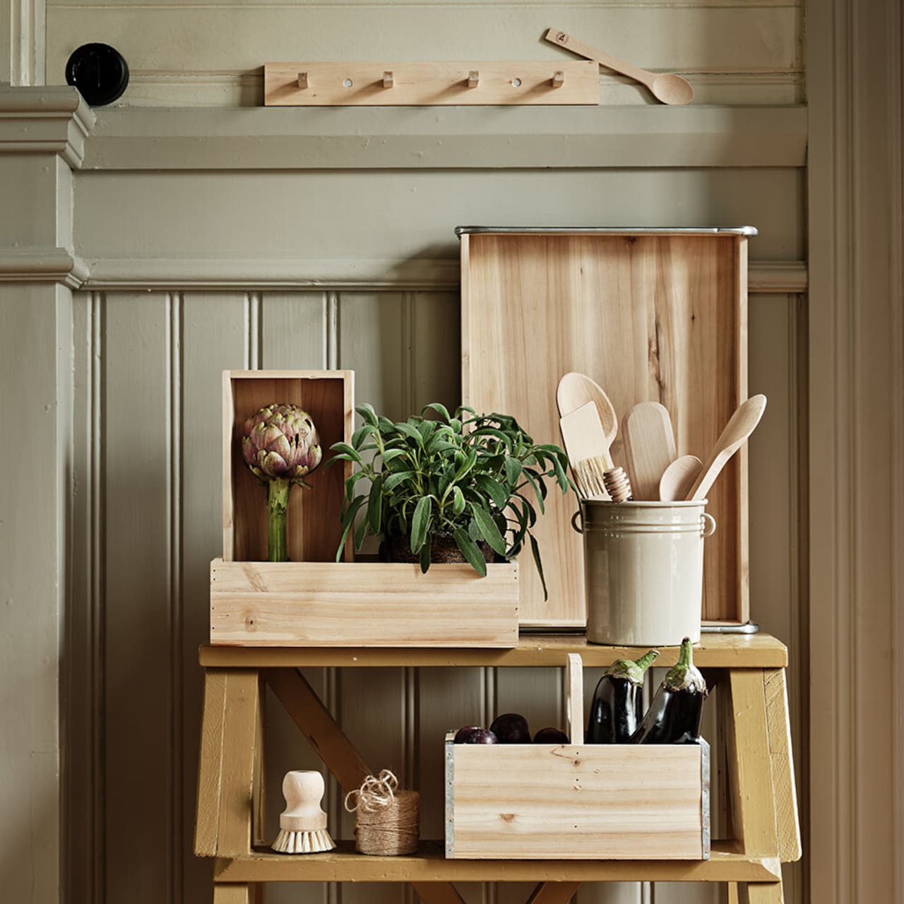HOOK IN WOOD - 2