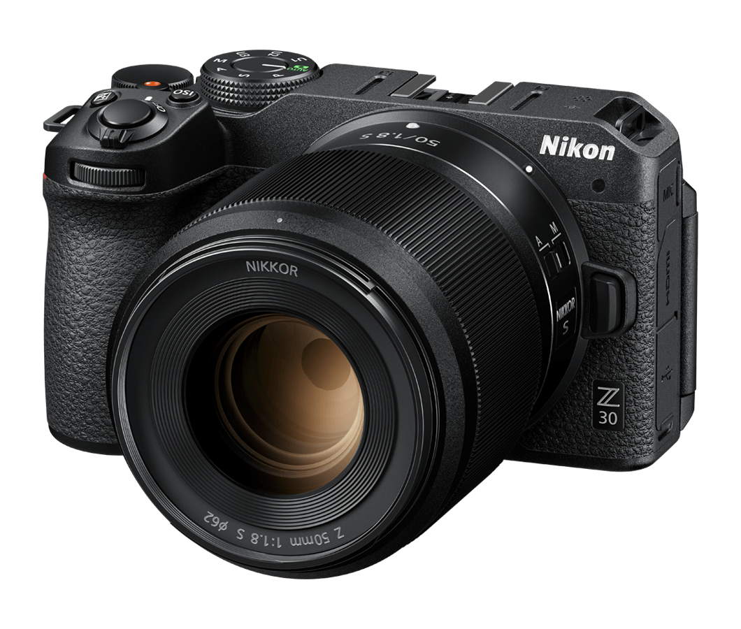 Nikon Z30 + 16-50/3,5-6,3 + 50-250/4,5-6,3 - 5