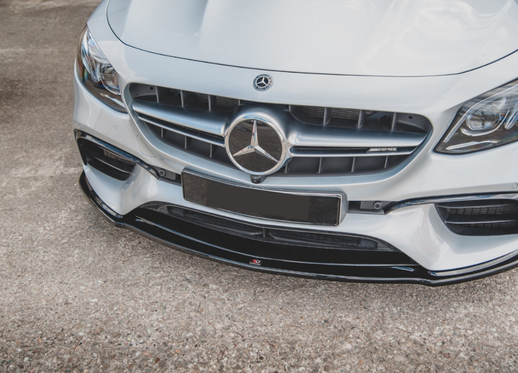 1. CKM Frontlip V2 for E63AMG 1pcs - 2