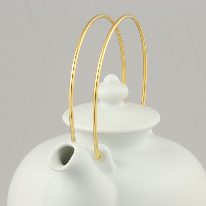 Gösta Grähs (1982) Chubby Teapot with White Glaze #100 20 cm 