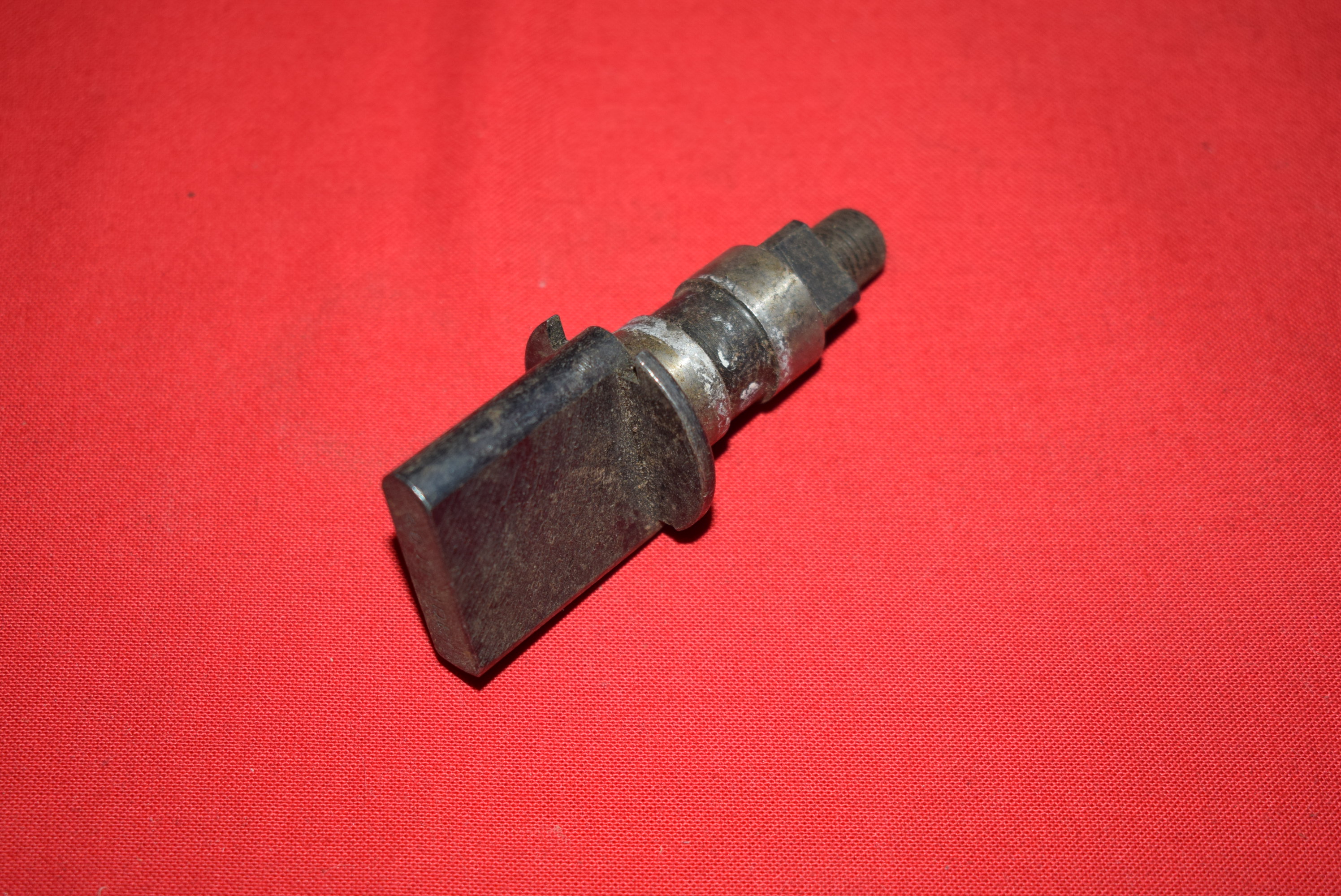 Rear Brake operating Shaft Harley Big Twin 1937-57, NOS