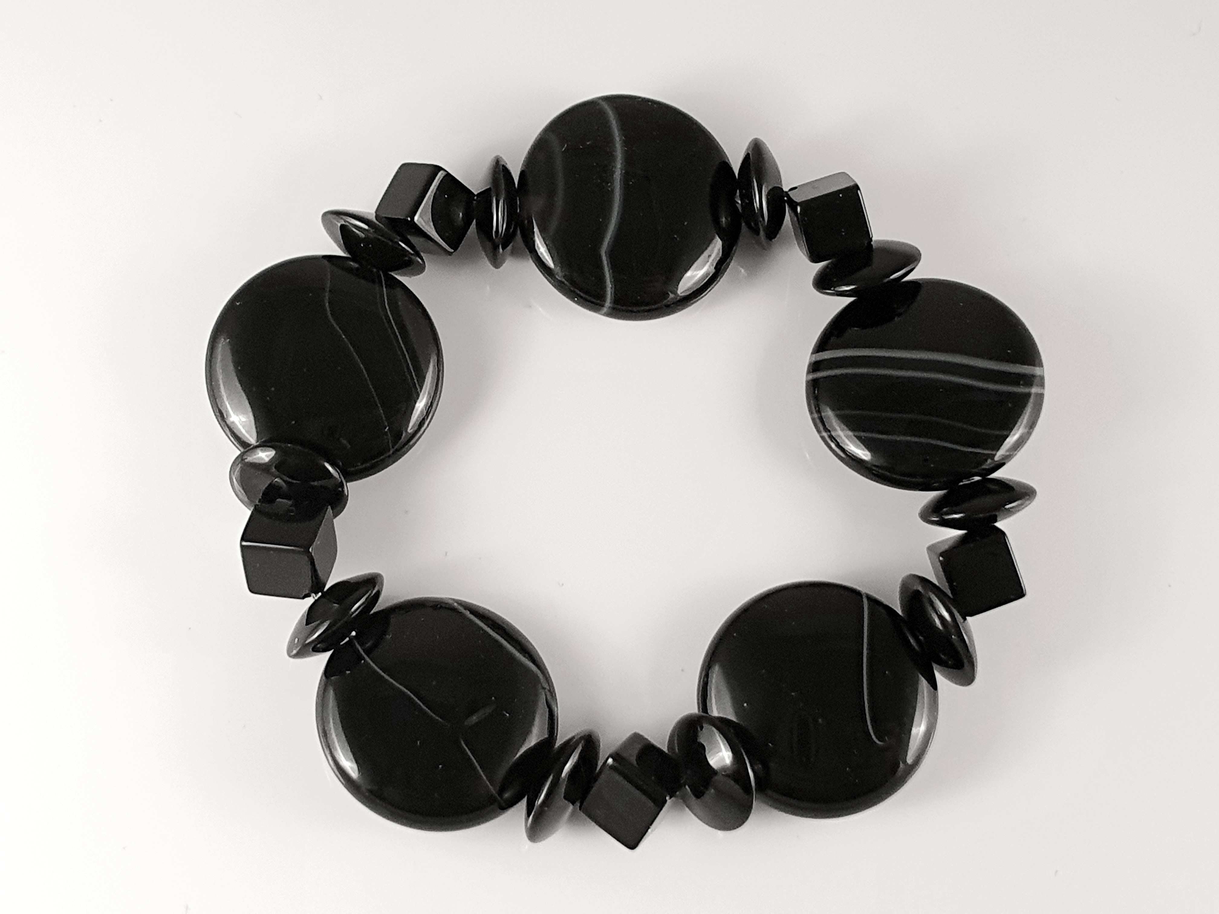 Onyx armband, whitestripe och svart onyx