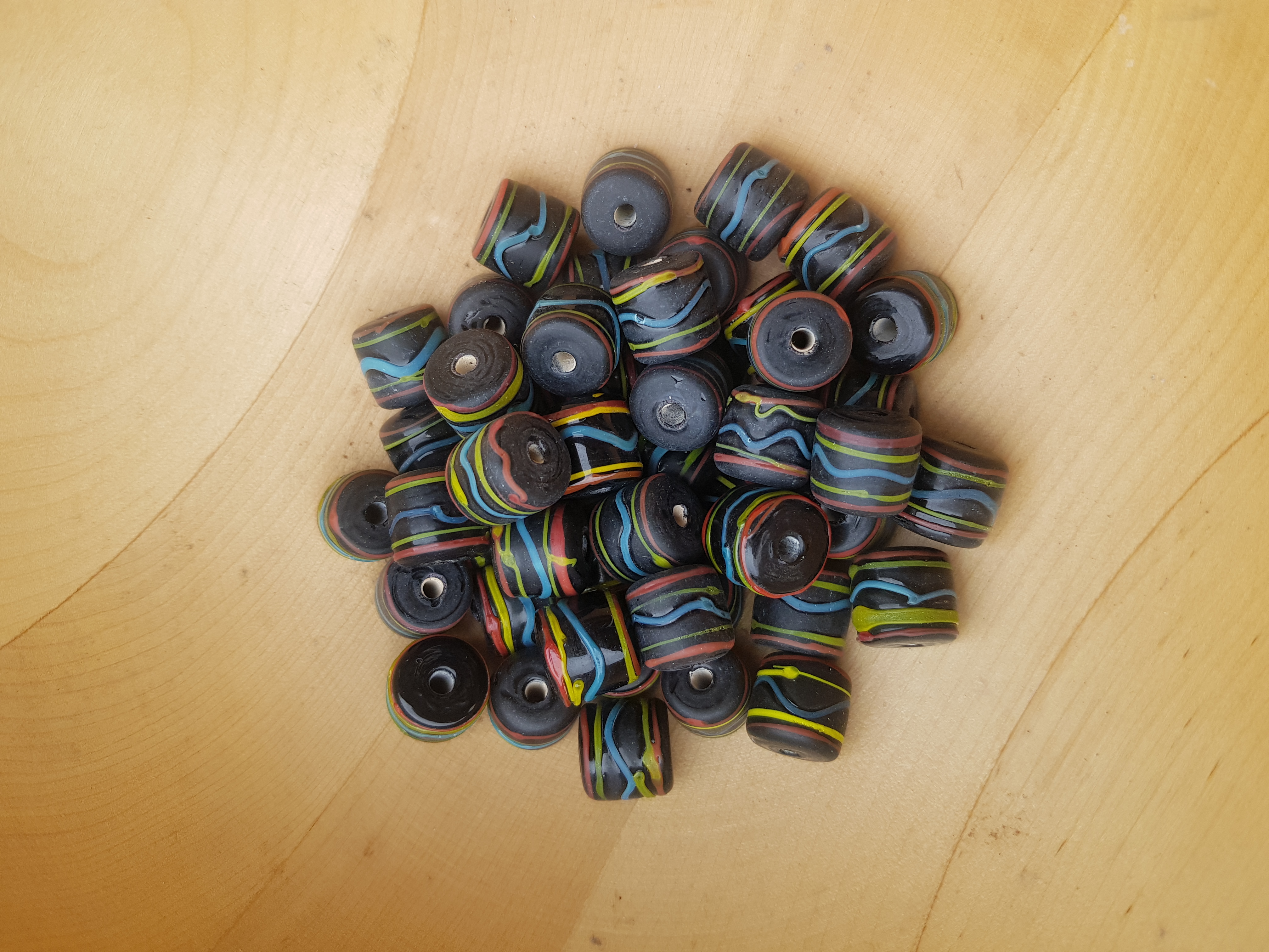 Svart pärla 15x15mm - 2
