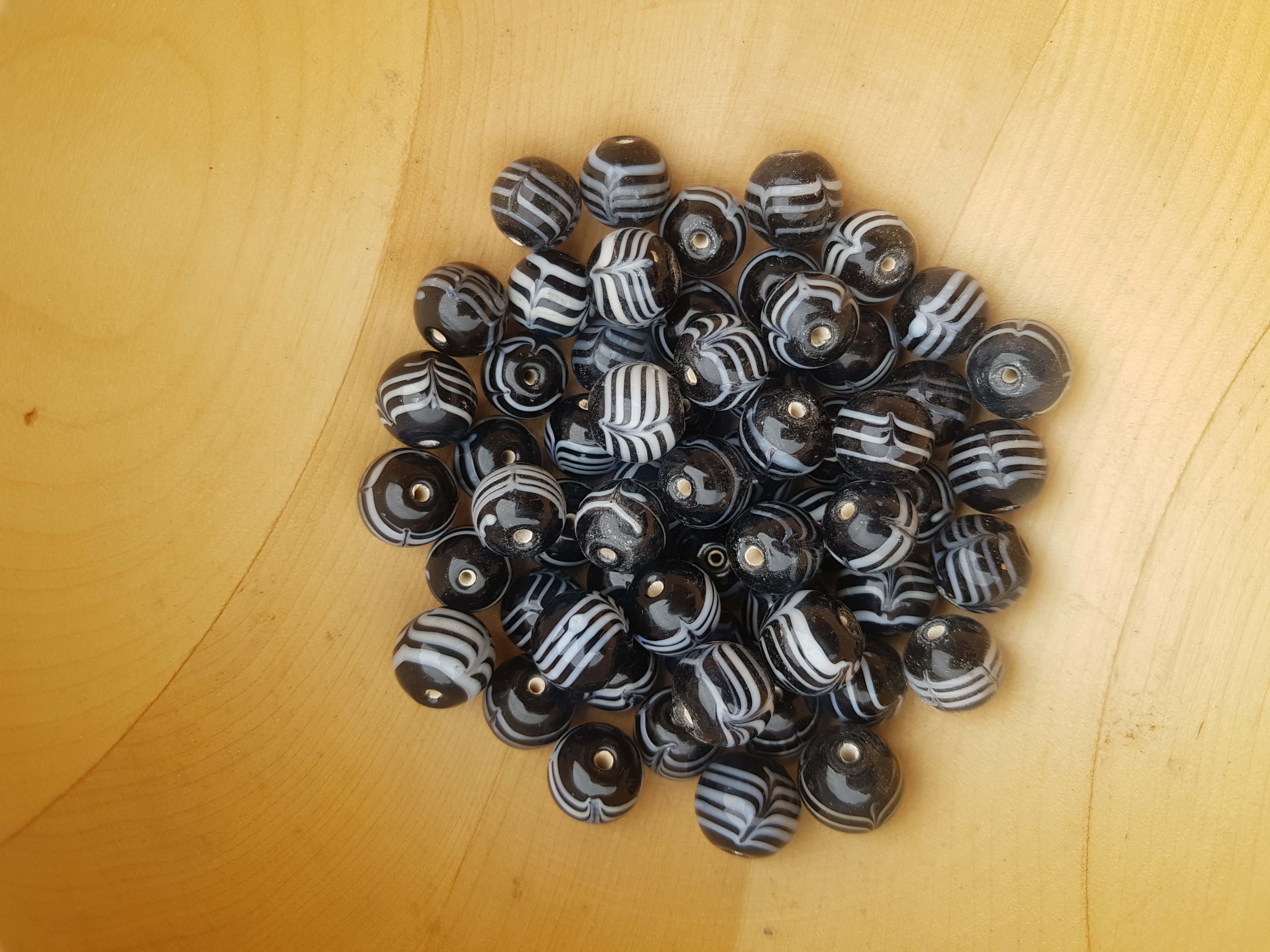Svart pärla 15x16mm - 2