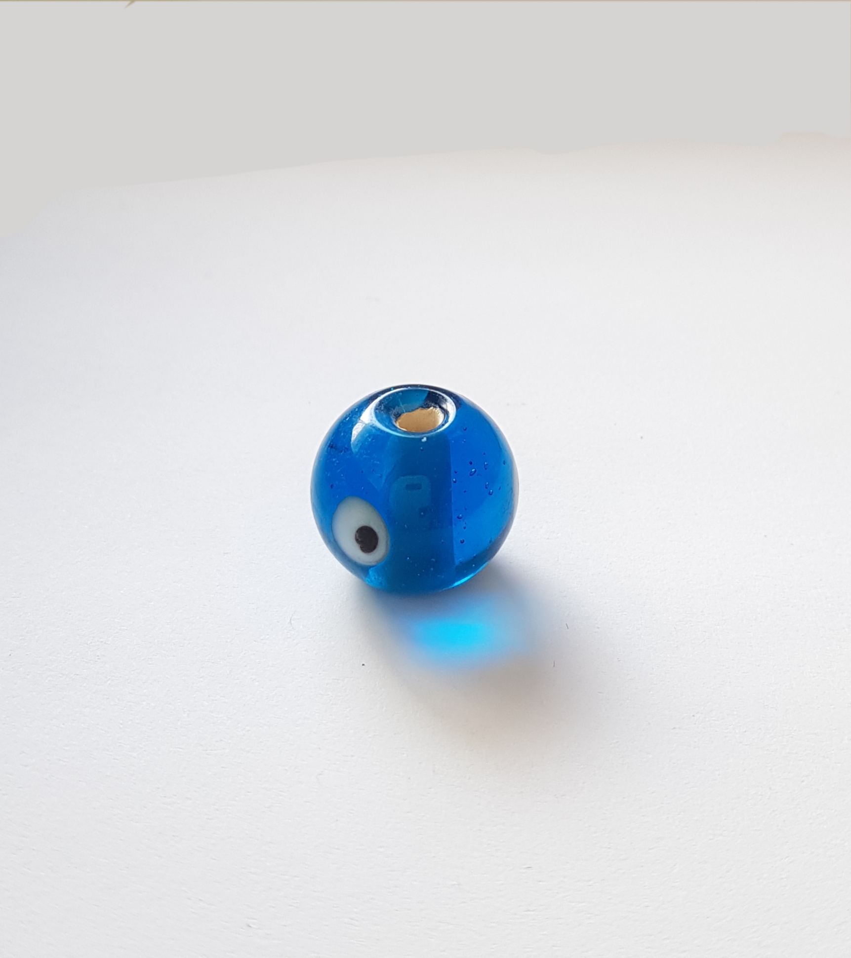 Blå pärla 14x16mm