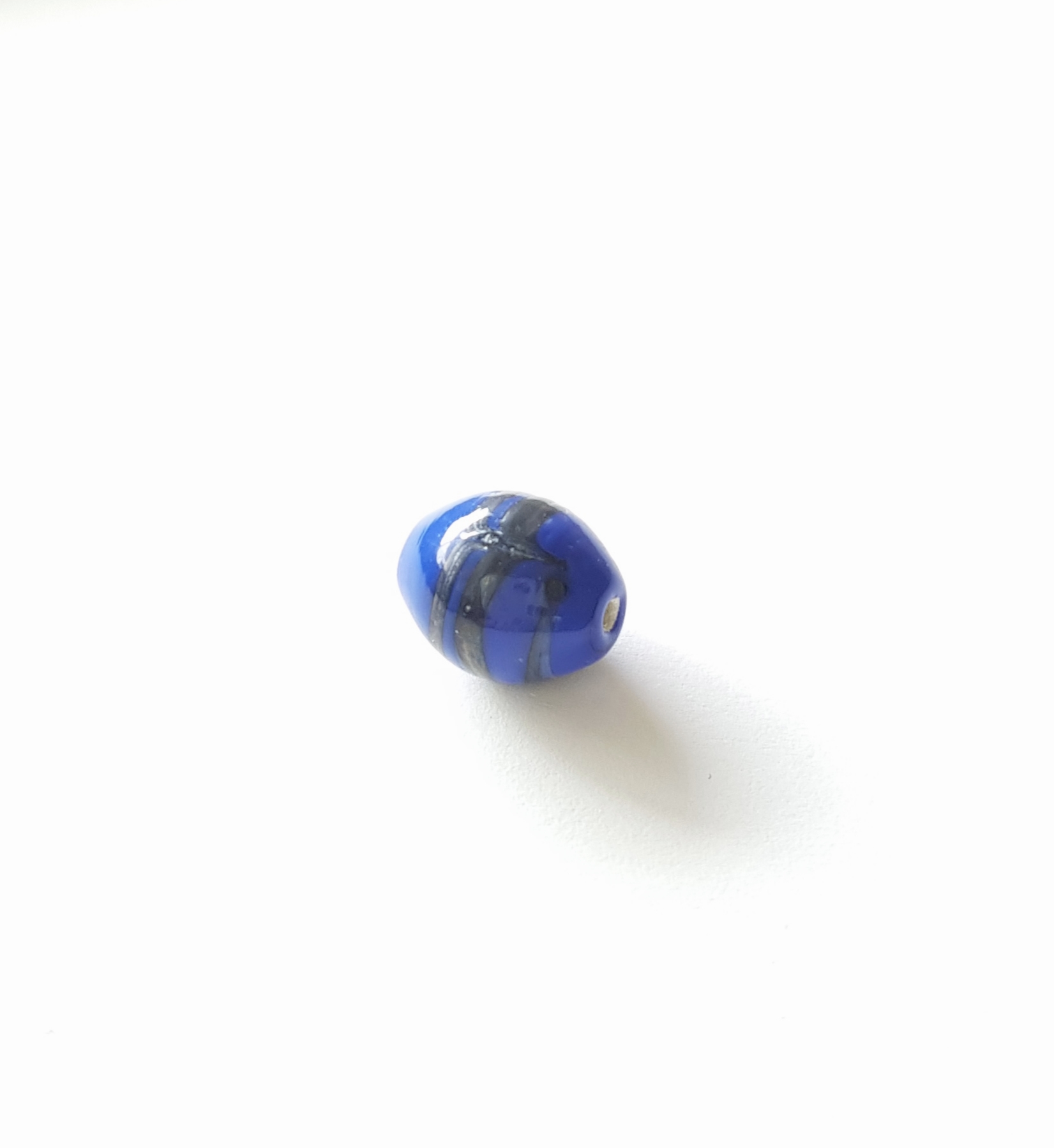 Blå pärla 15x11mm