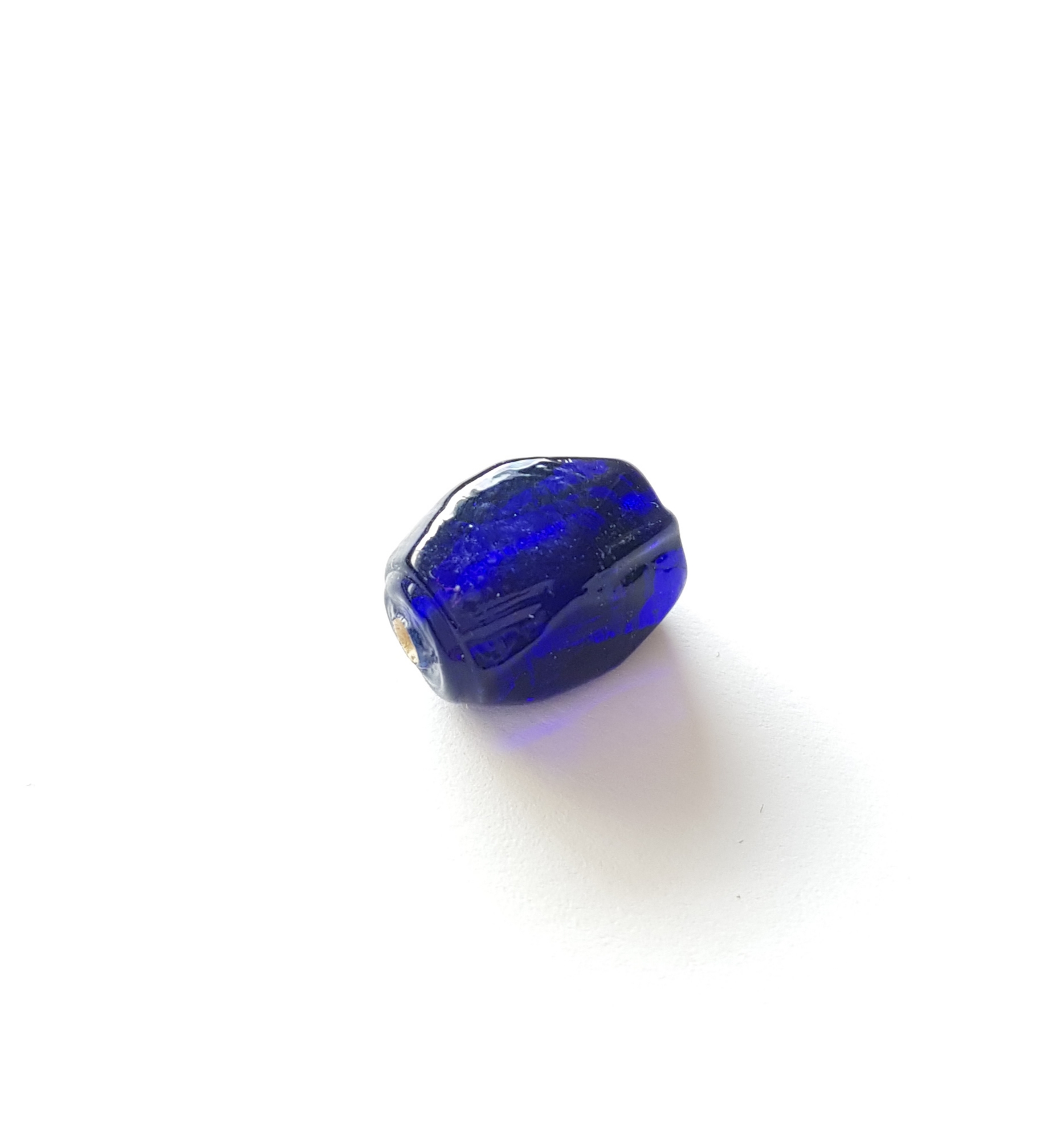 Blå pärla 16x13mm