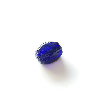 Blå pärla 16x13mm