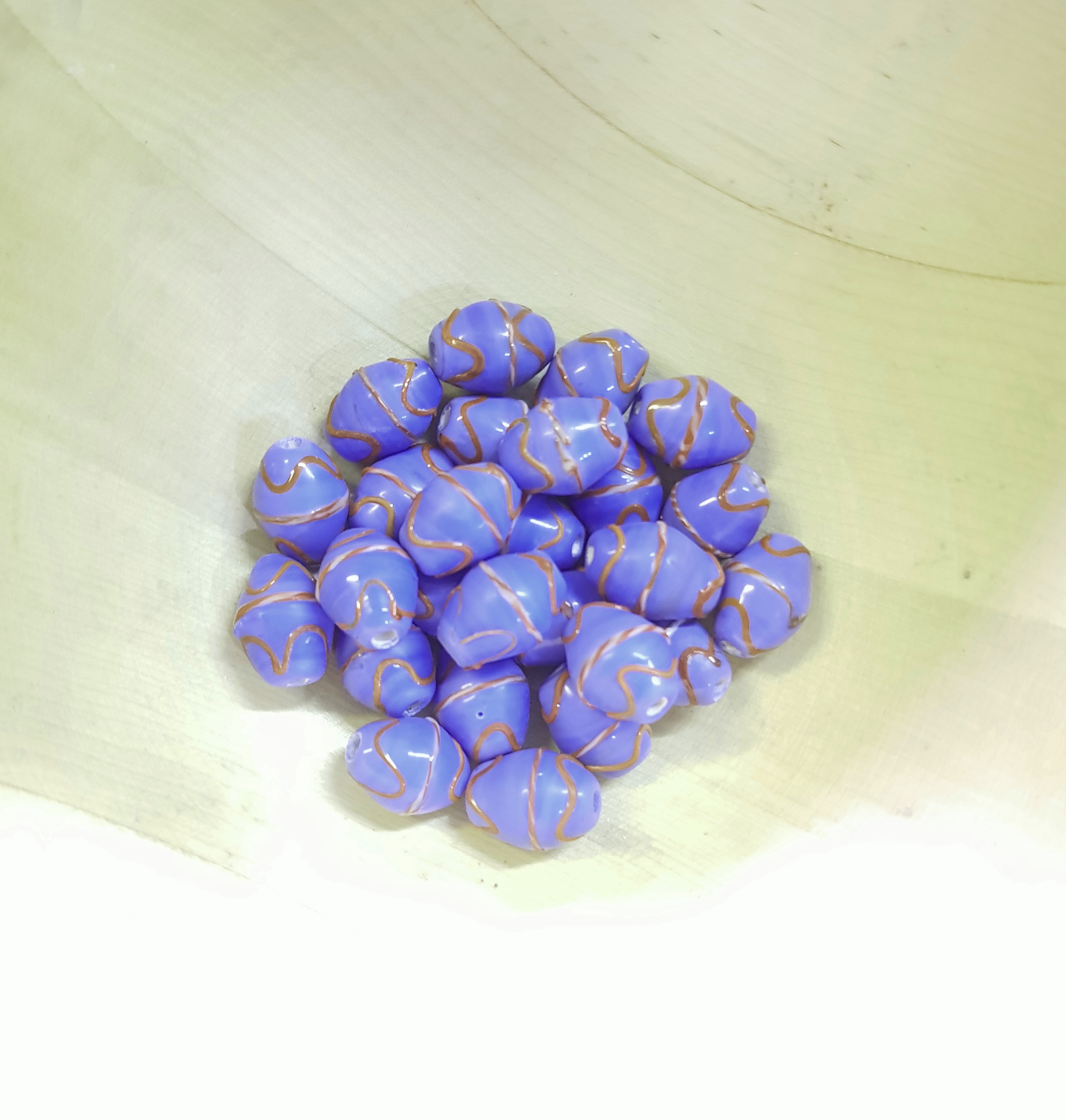 Blå pärla 20x16mm