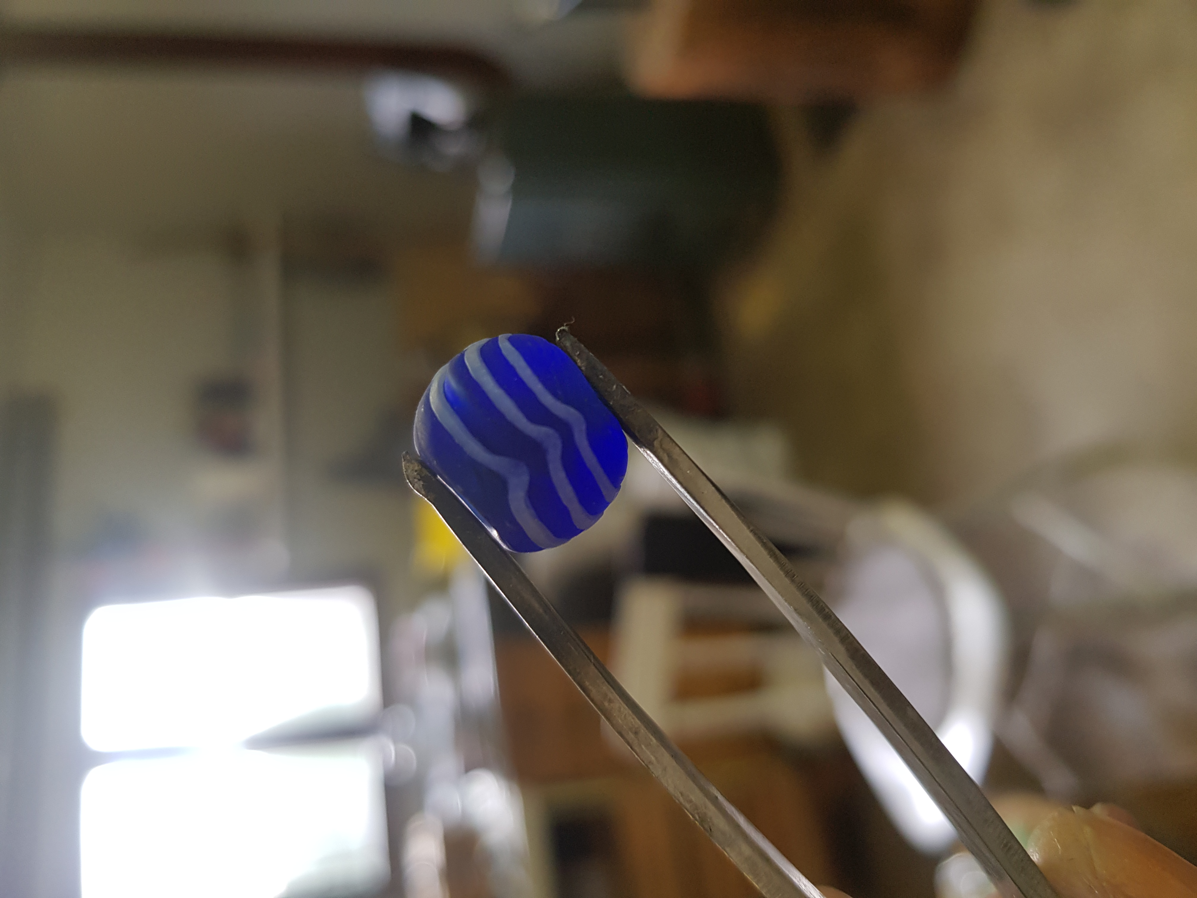 Mörkblå pärla 12x14mm - 2